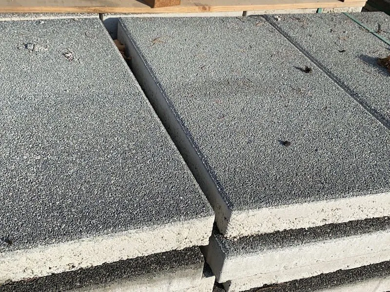 Mineralli Beton Adım Taşı